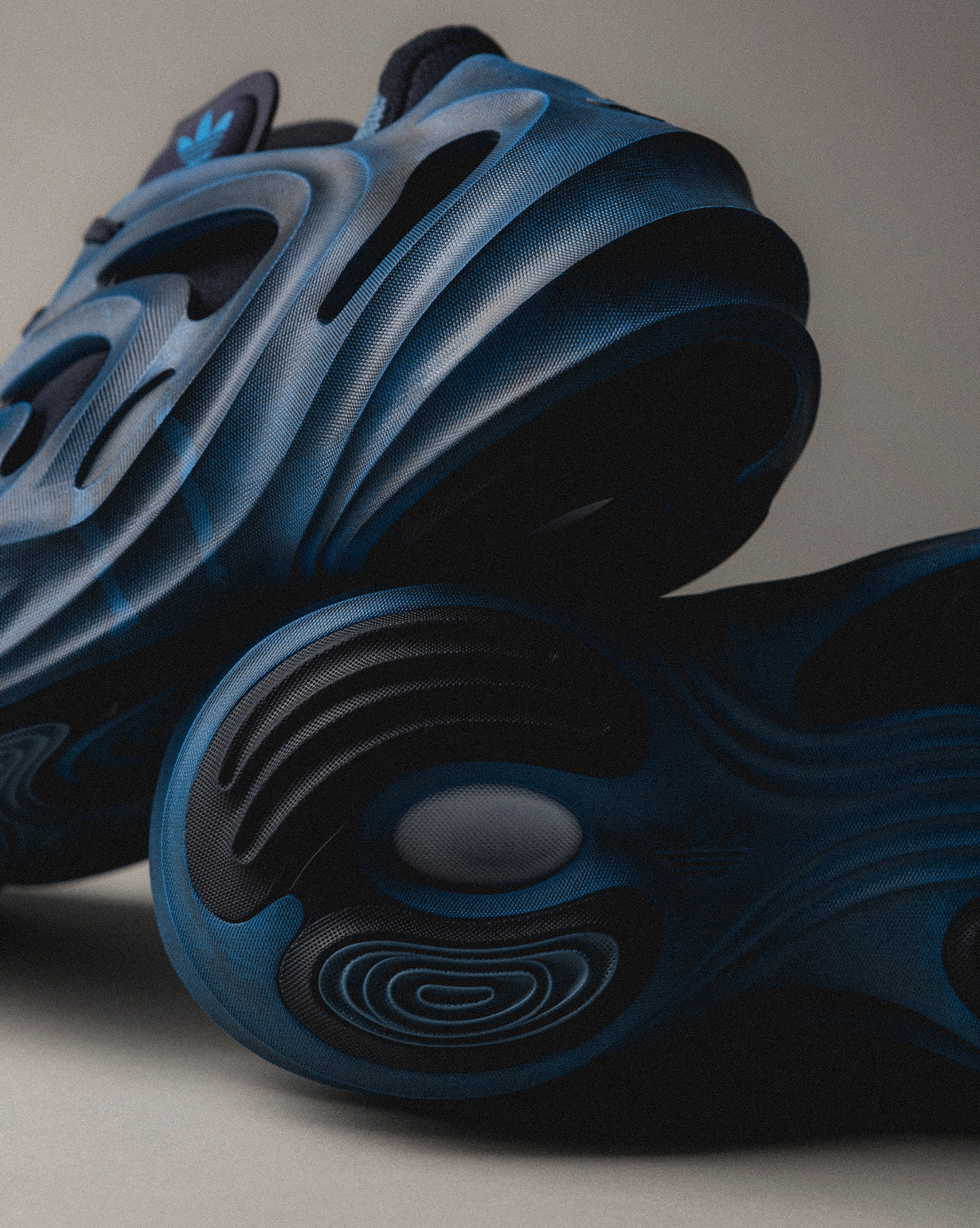 Adidas COS fomQUAKE - Image 5