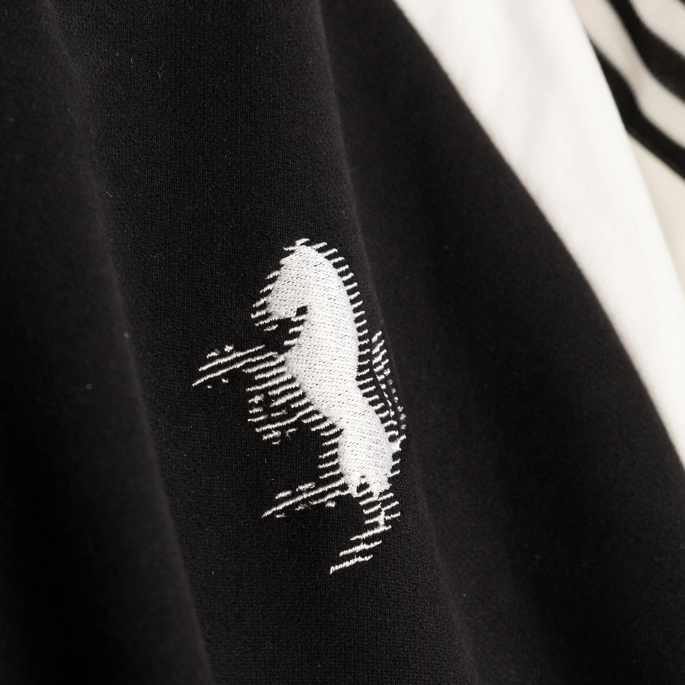 Adidas Juventus FC Originals Crew Sweatshirt - Image 4