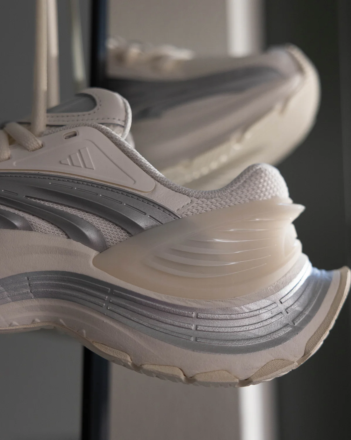 Adidas XLG Metawave - Image 4