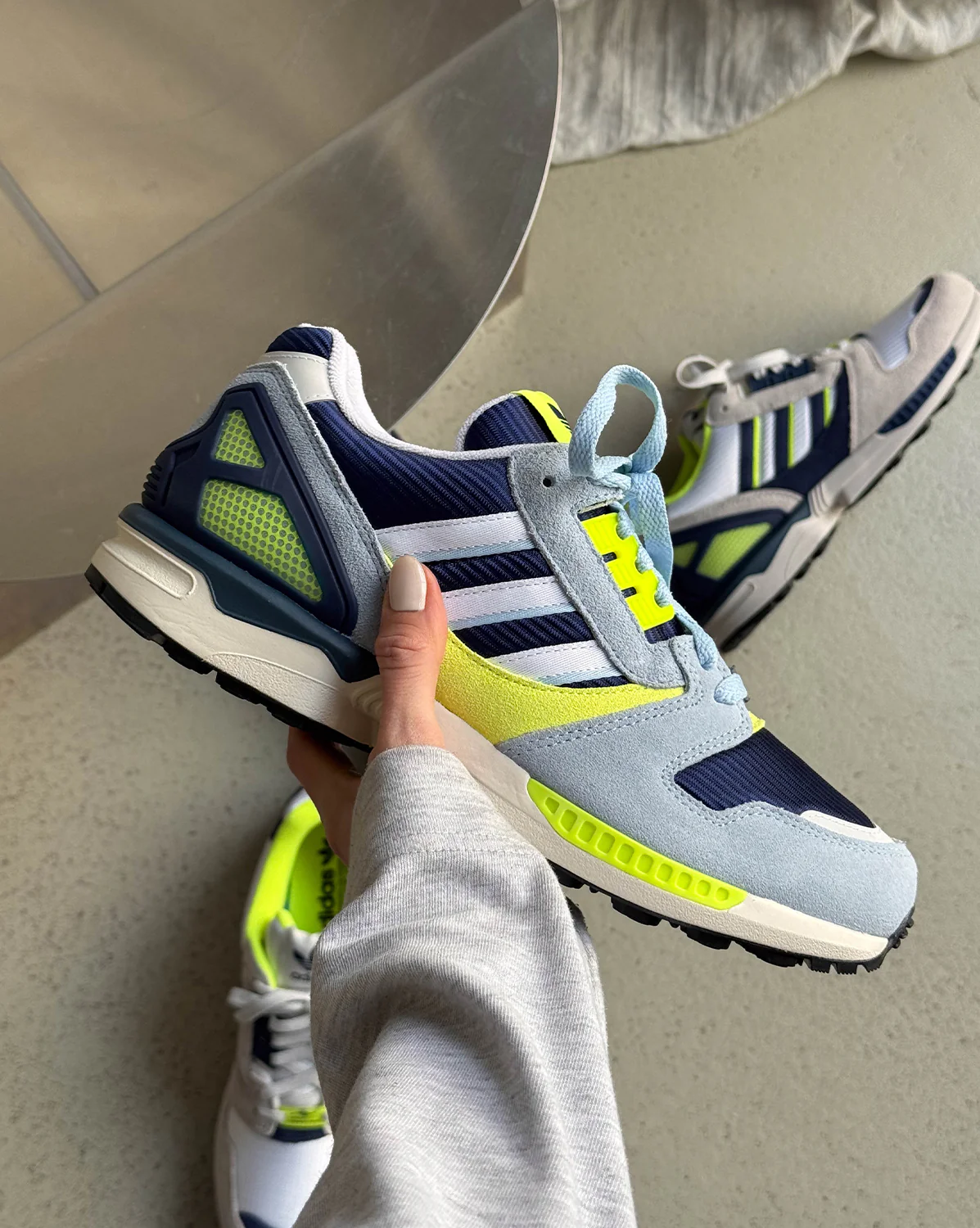 Adidas ZX 8000 - Image 2