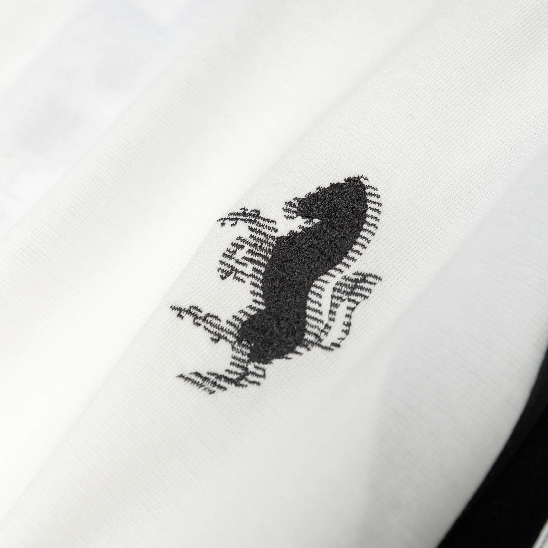 Adidas	Juventus FC Originals Long Sleeve T-Shirt - Image 4