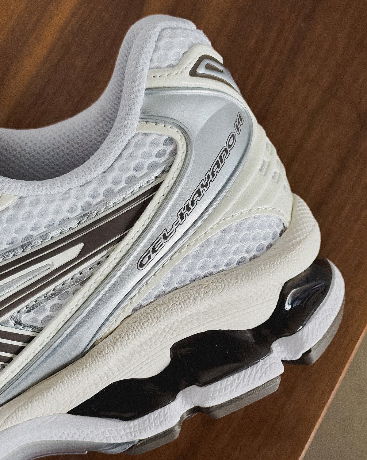 Asics GEL-Kayano 14 - Image 3