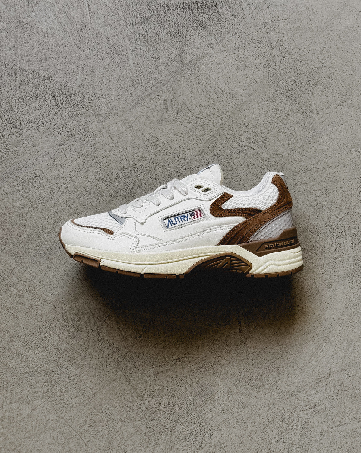 Autry Hyperway W *Goatsuede / Mesh* - Image 2