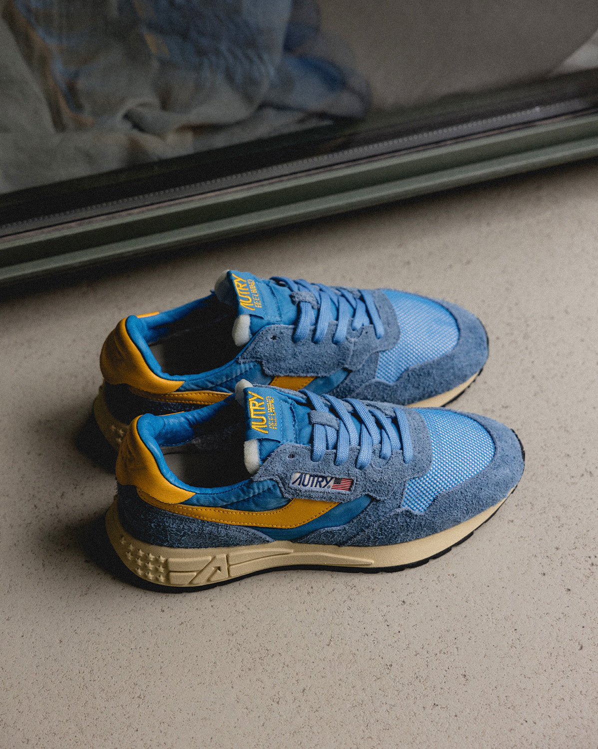 Autry Reelwind Low W *Suede / Net* - Image 4