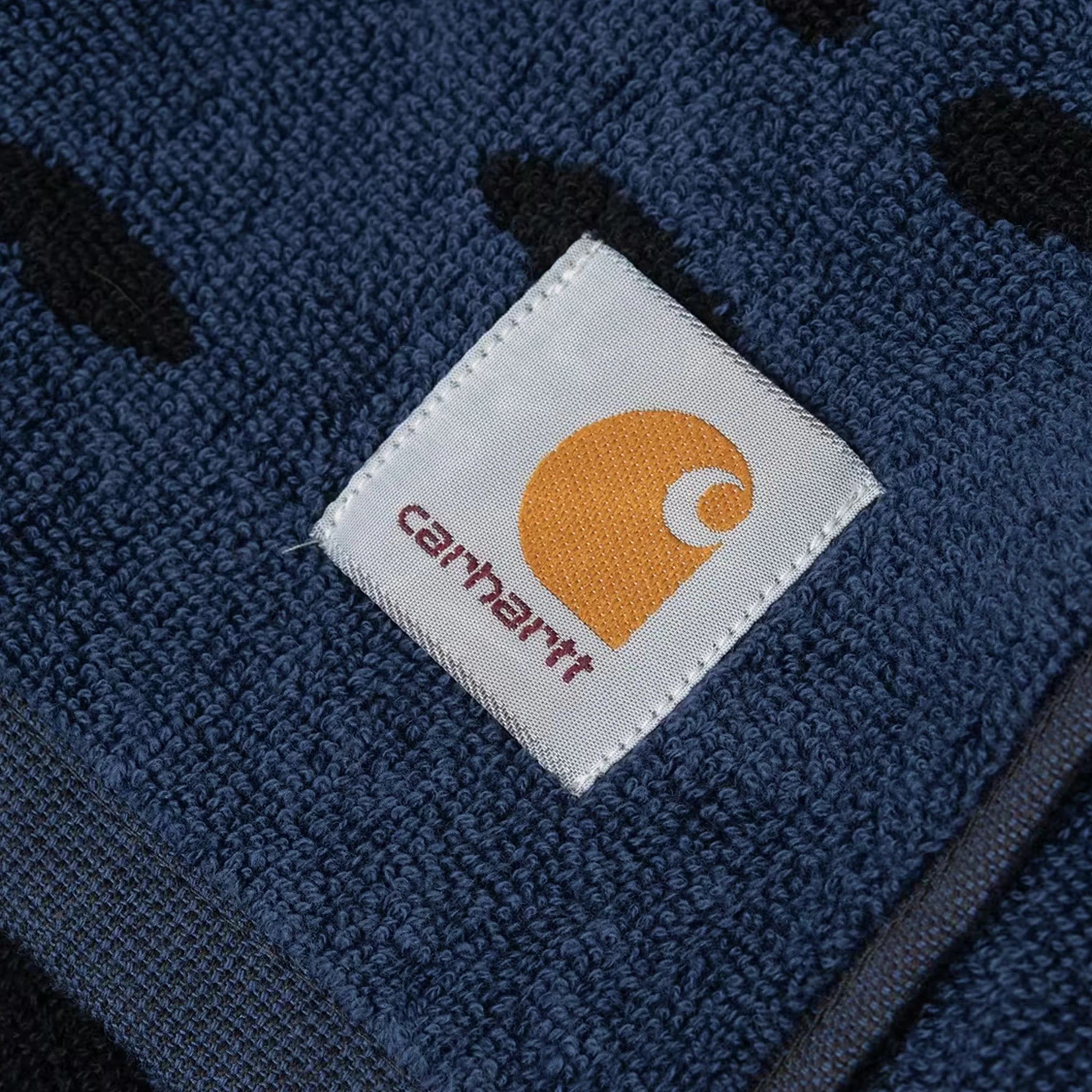 Carhartt WIP Vestige Beach Towel Blanket - Image 4