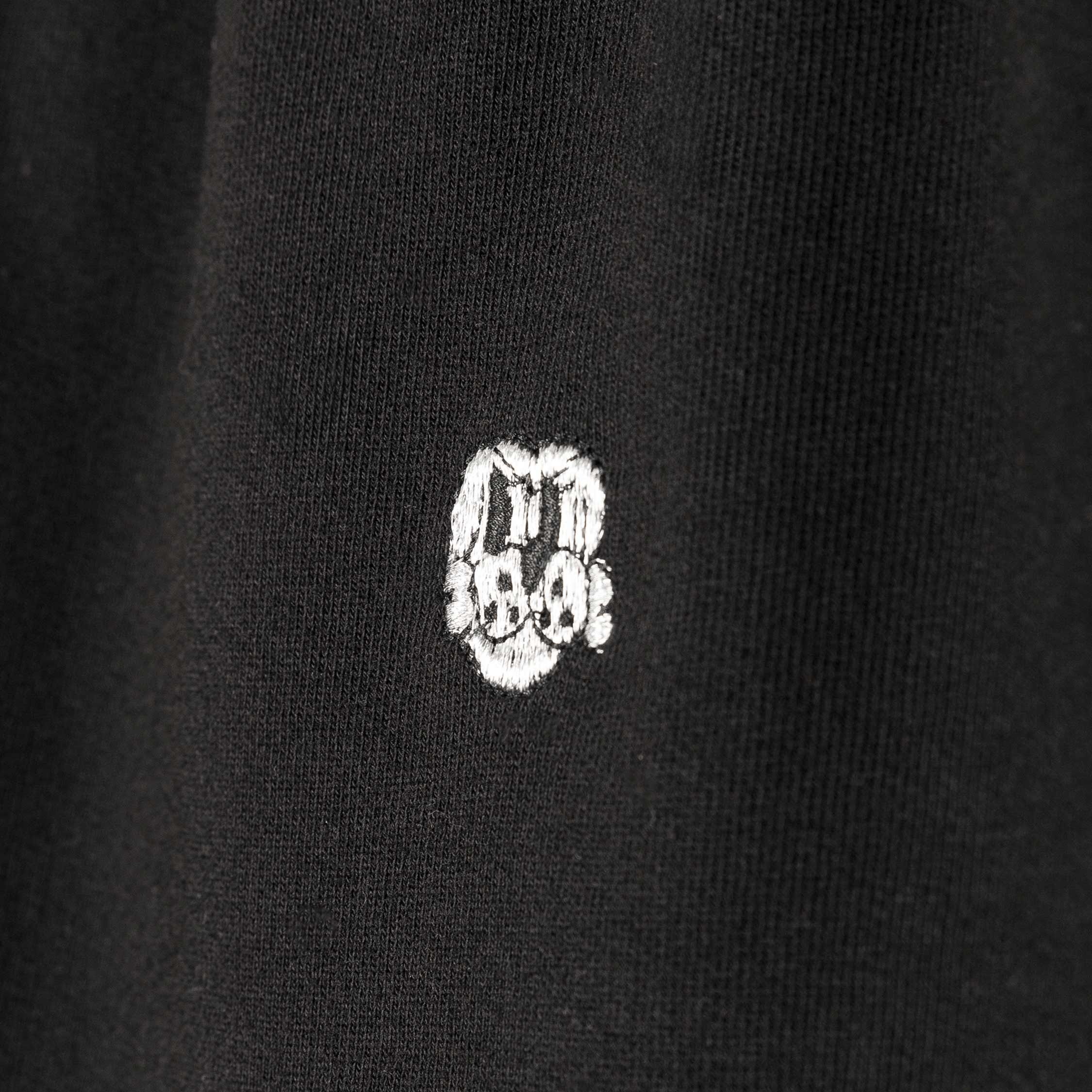 CHITO International Allover Finesse Embroidered Sweat Short - Image 4