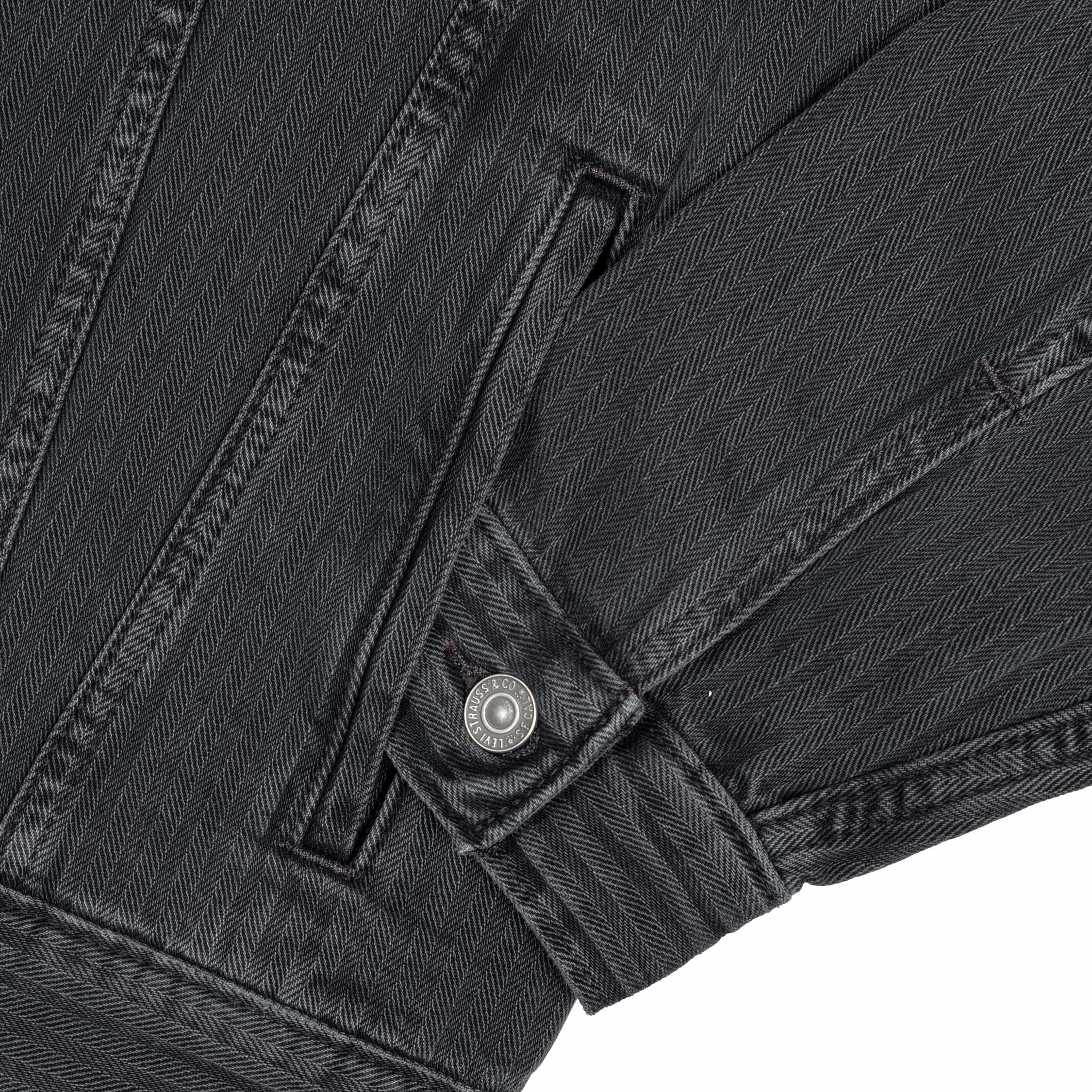 Levi's Relaxed Fit Trucker Jacket - Image 4