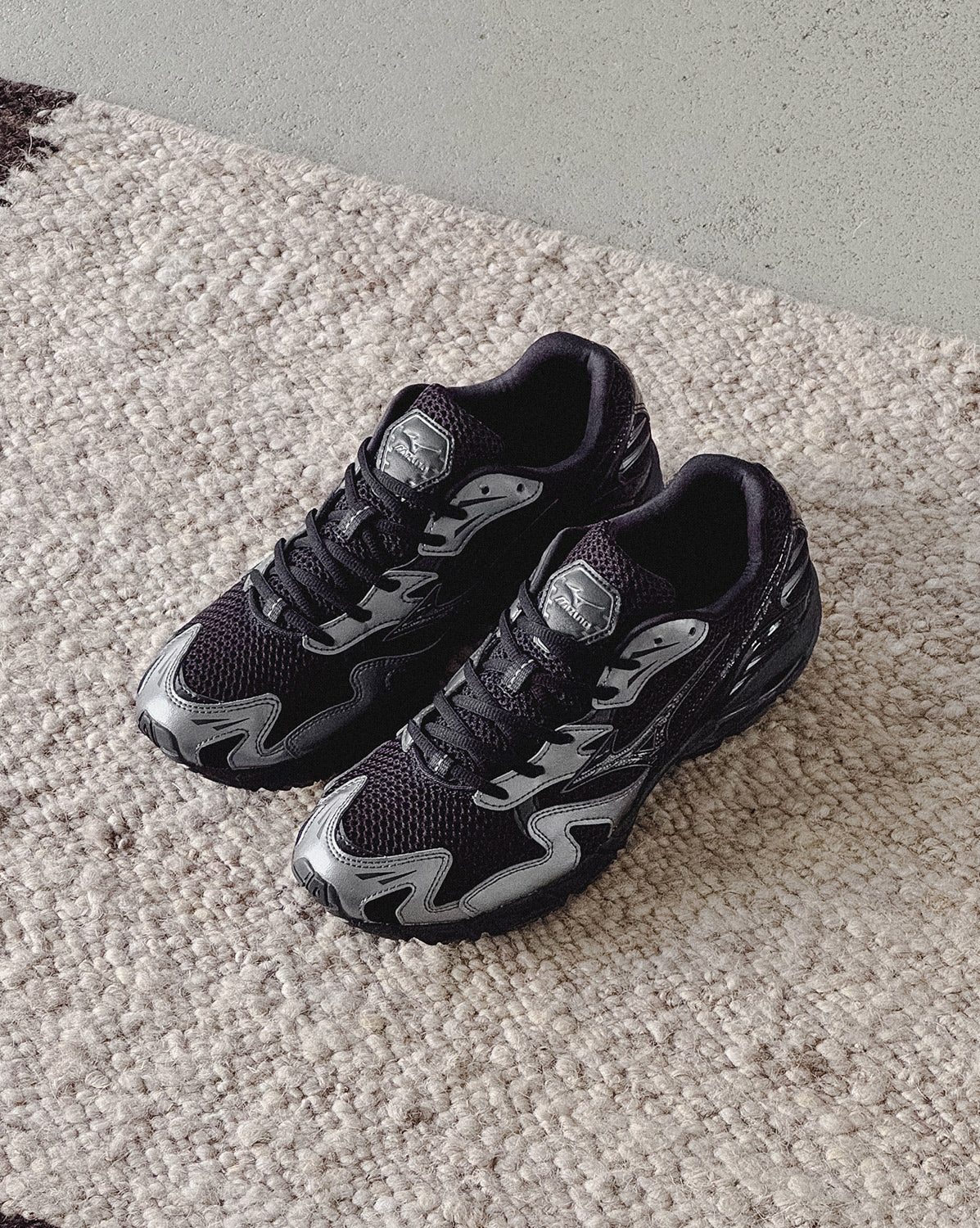 Mizuno Wave Rider 10 - Image 2