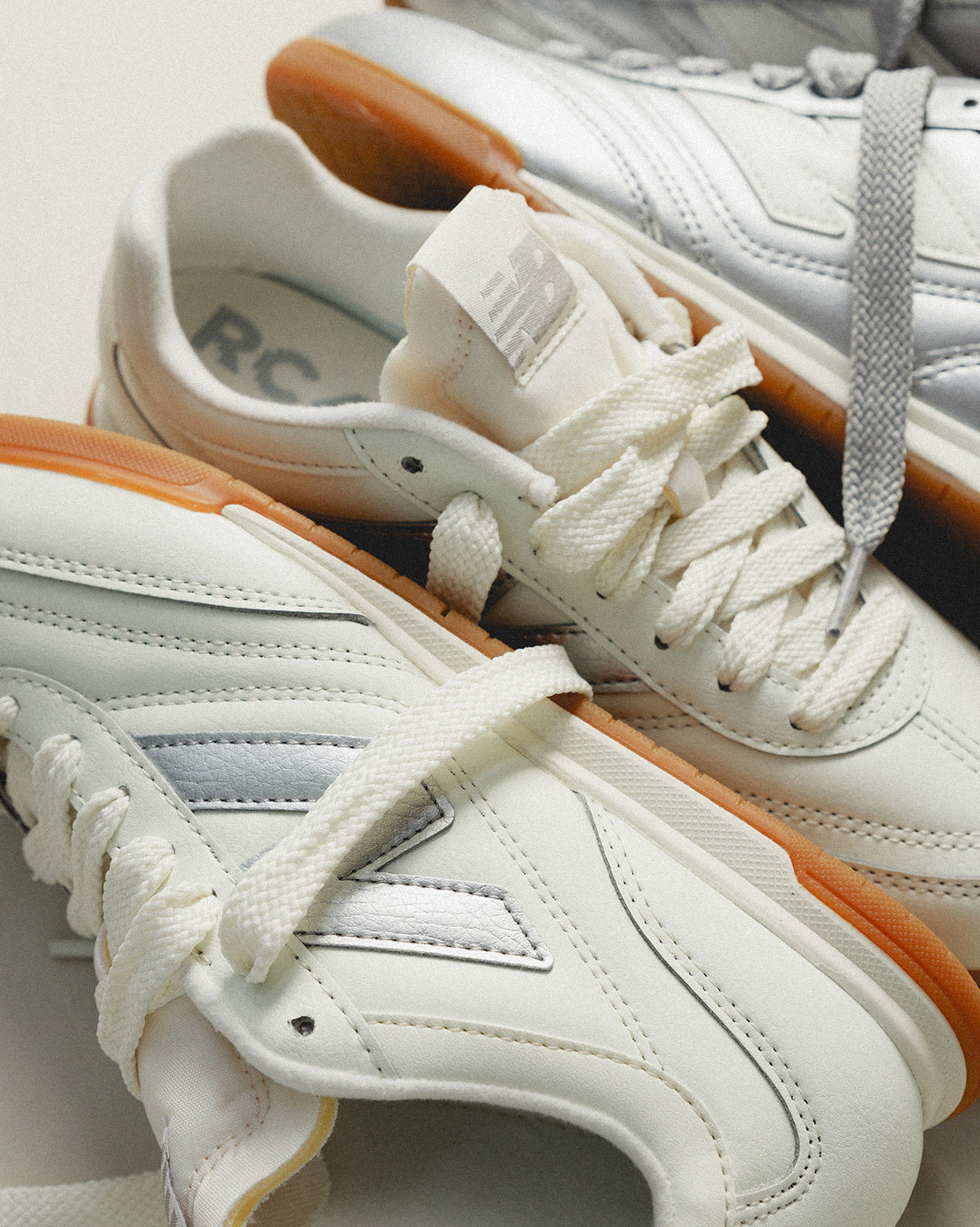 New Balance URC42CB - Image 4