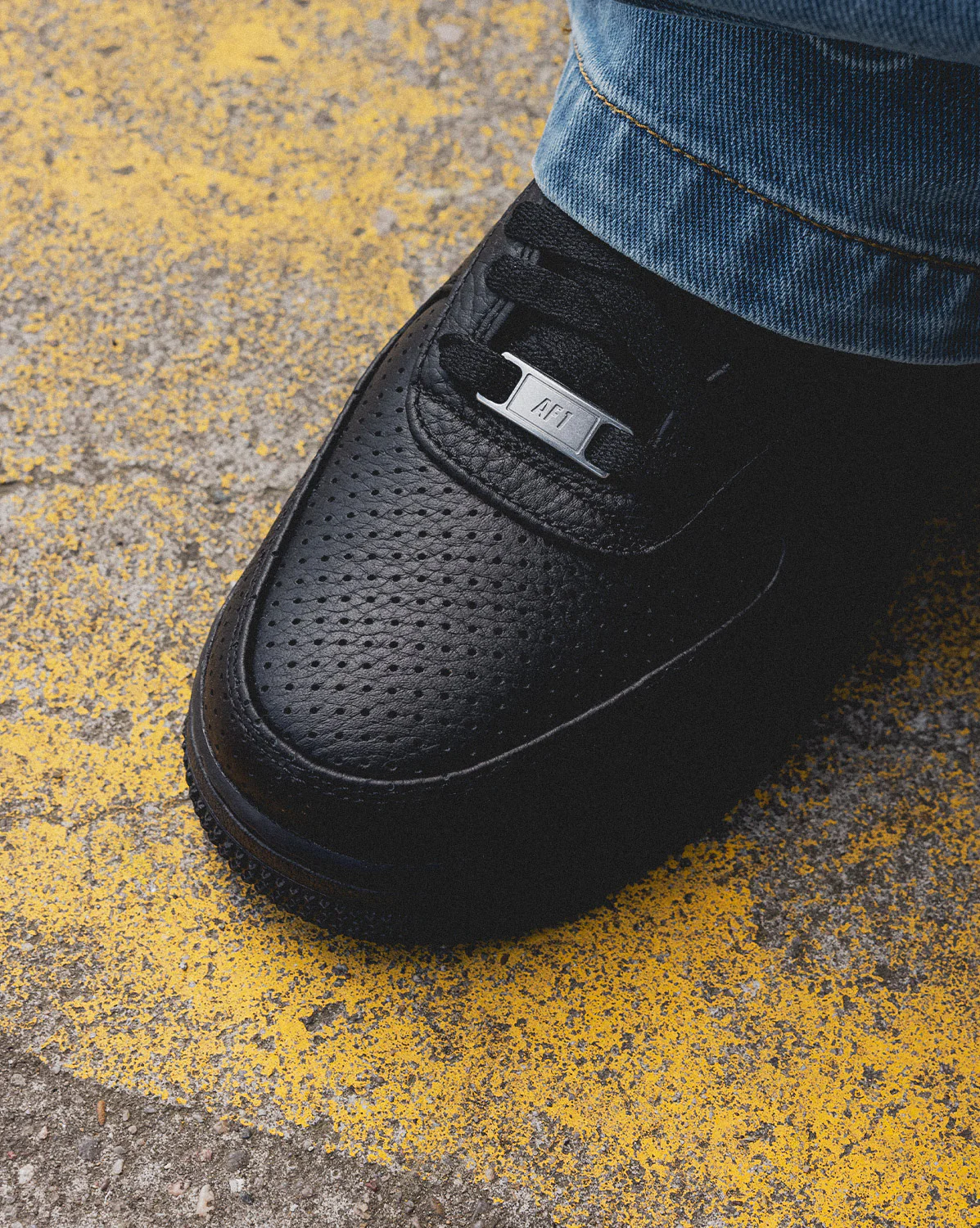 Nike Air Force 1 '07 LV8 - Image 6