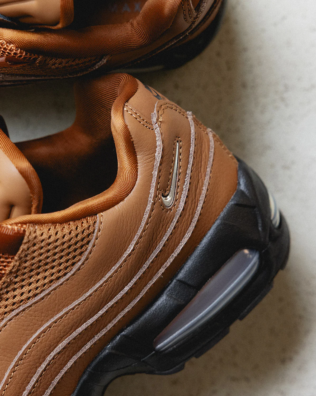 Nike Wmns Air Max 95 *Big Bubble* *Jewel Swoosh* - Image 3