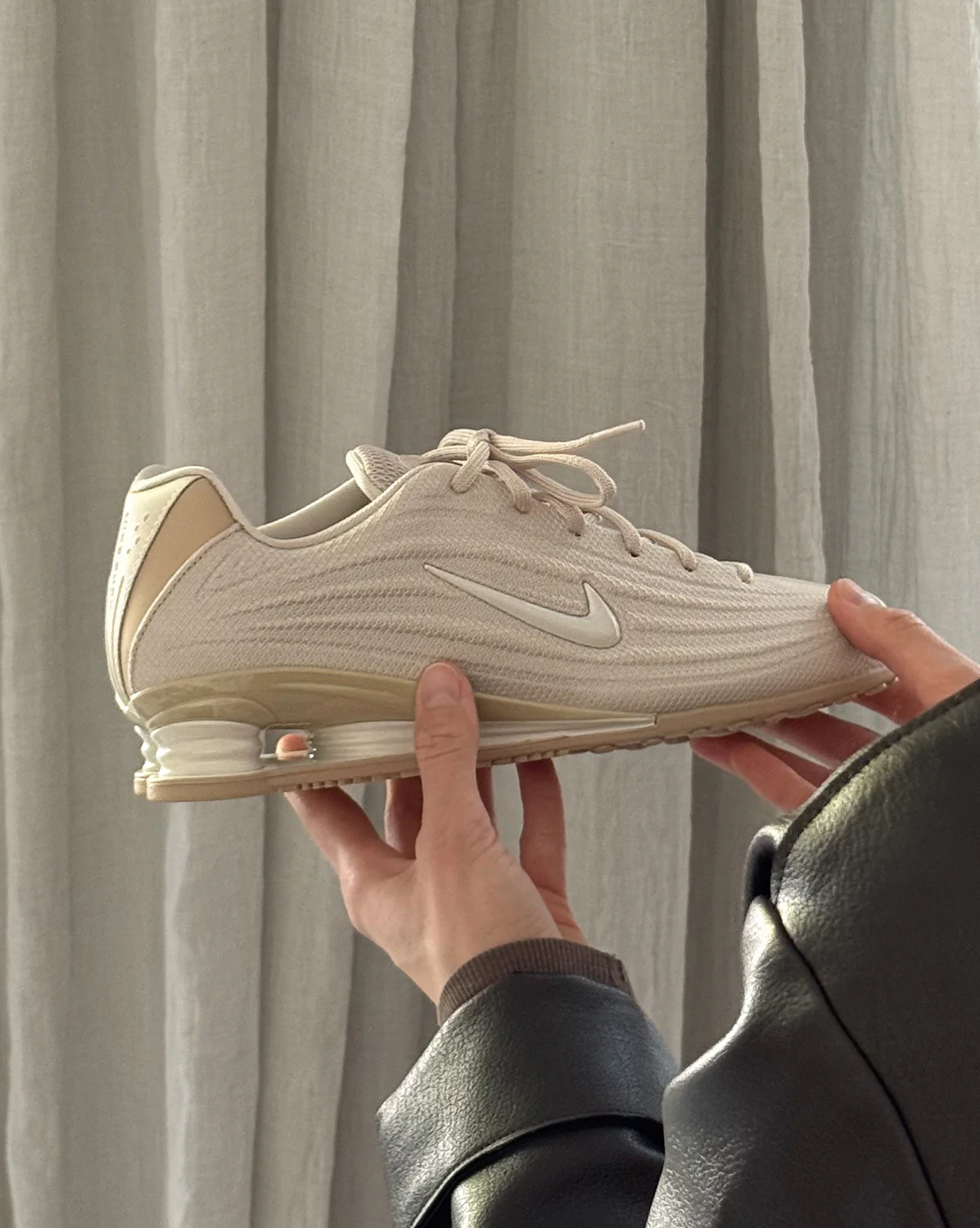Nike Wmns Shox Z - Image 2