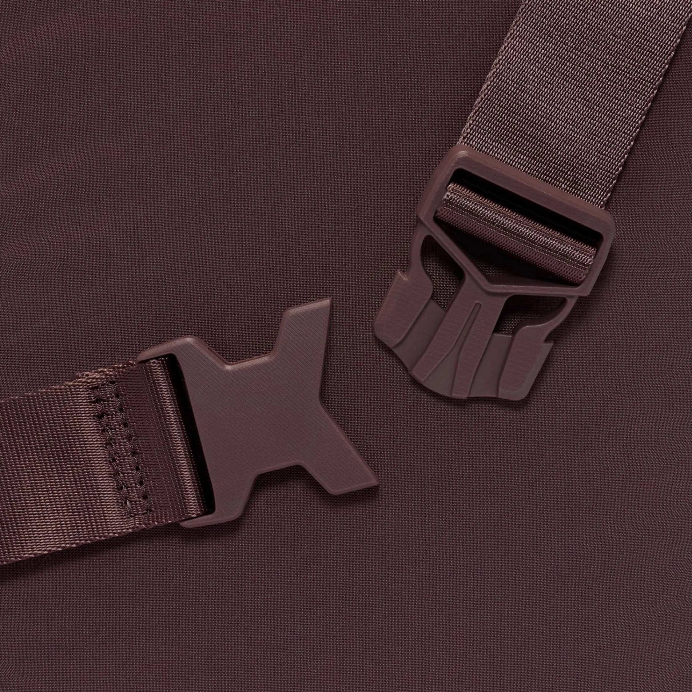 Nike Aura Crossbody Bag - Image 4