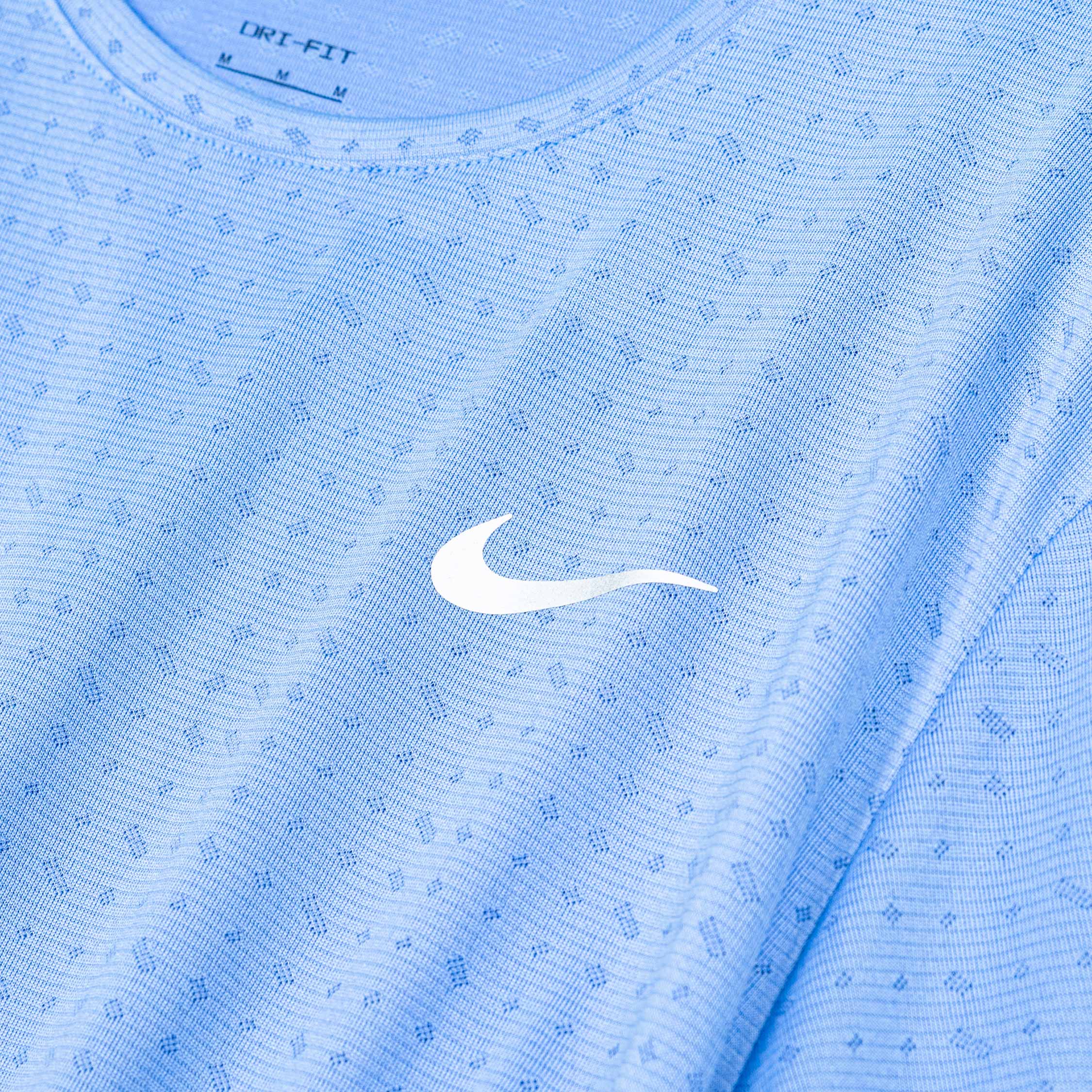 Nike	Miler Breathe Dri-Fit Short-Sleeved Running Shirt - Image 3