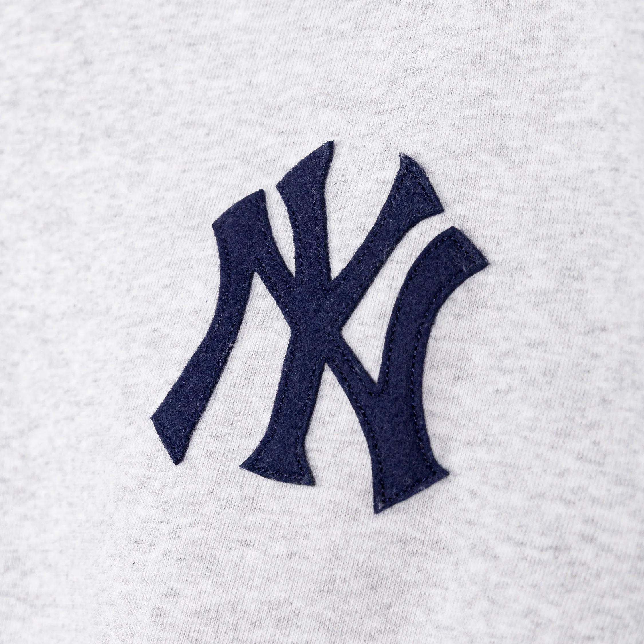 Sporty & Rich Heritage Yankees Serif Zip Hoodie - Image 4